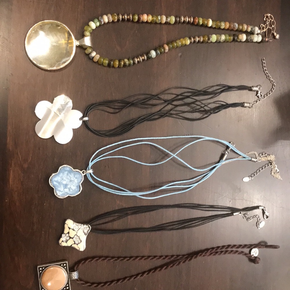 Necklaces with pendants